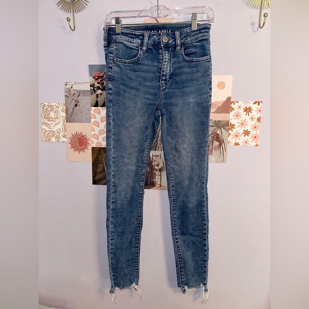 American Eagle High Rise Jeans